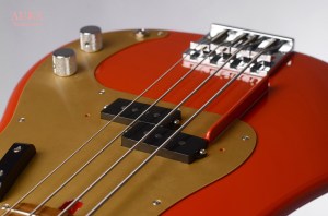 Aura Precizion Bass Red Fiesta